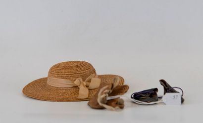 Lot comprenant : un chapeau de paille (diamètre...