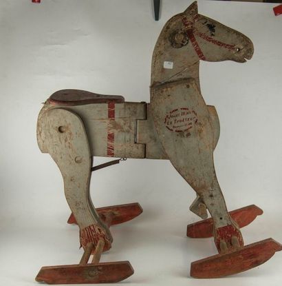 Très joli cheval d'enfant articulé «  Le...