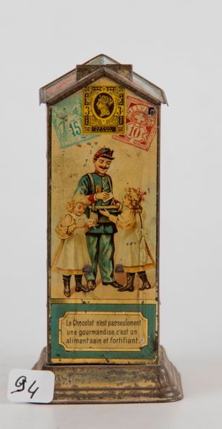 Charmant distributeur de chocolats en tôle...