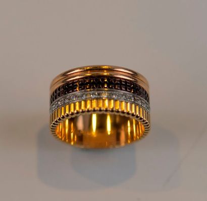 *BOUCHERON. Bague Quatre Classique Large,...