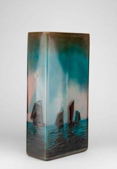 Emile GALLE (1846-1904). Vase de section...