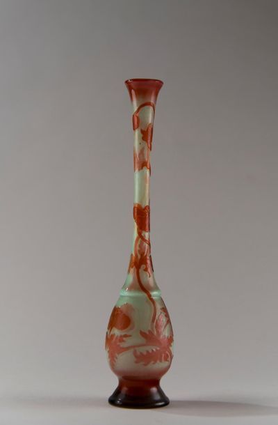 Emile GALLE (1846-1904). Vase soliflore à...