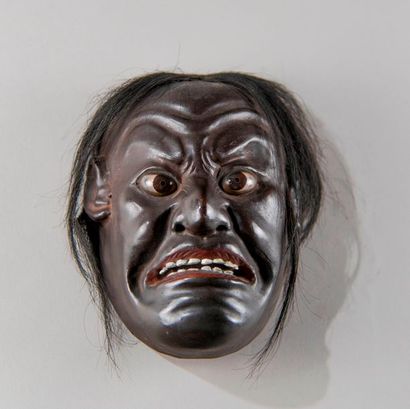 JAPON. Paire de masques de théâtre No grimaçants...