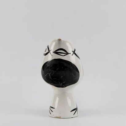 Roger CAPRON (1922-2006). Pichet oiseau en...