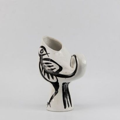 Roger CAPRON (1922-2006). Pichet oiseau en...