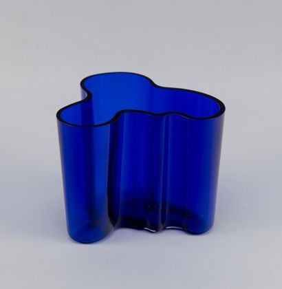 *ALVAAR AALTO (1898-1976). Vase Aalto ou...
