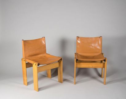 Arfa Tobia SCARPA pour Molteni. Circa 1970.
Suite...