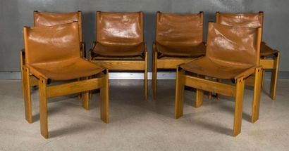 Arfa Tobia SCARPA pour Molteni. Circa 1970.
Suite...