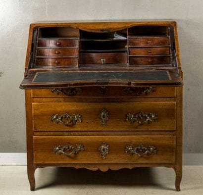 Commode-scriban en bois naturel et plateau...