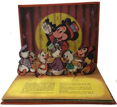 Walt Disney présente. Un album en relief...