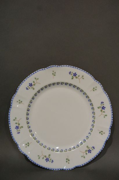 Services de table, à thé et à café en porcelaine...