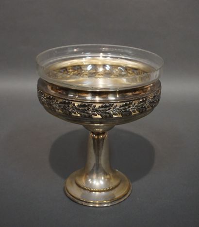 Coupe en métal argenté et cristal. 25 cm