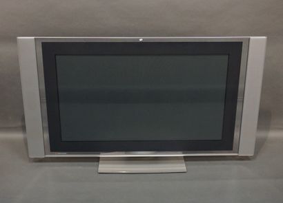 SONY
Téléviseur grand écran Sony. 125 cm
