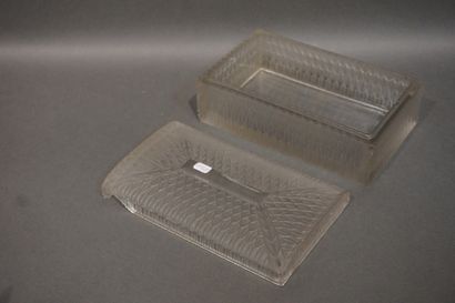 LALIQUE
Coffret en cristal à décor de plumage...