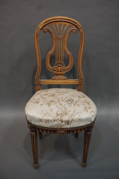 CHAISES
Paire de chaises en bois naturel...