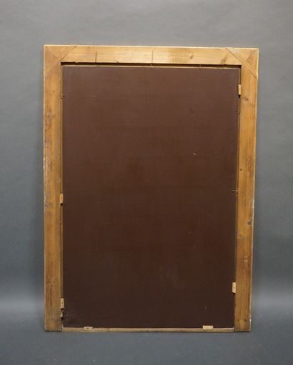 Glace rectangulaire en bois et stuc doré....