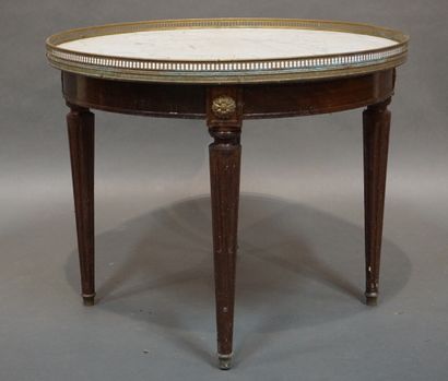 Table basse bouillote en bois naturel, galerie...