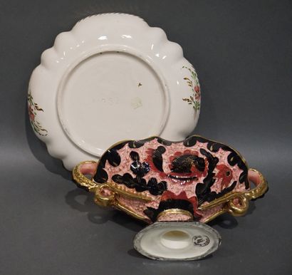 Plat et coupe en faïence polychrome (Coupe...
