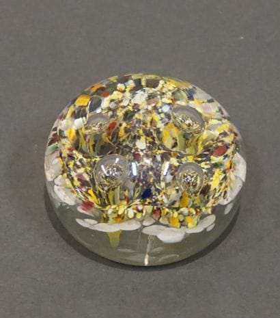 SULFURE
Boule sulfure en cristal. 6x7 cm