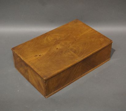 Veneer chest (wear, 12x42x27 cm). Three 