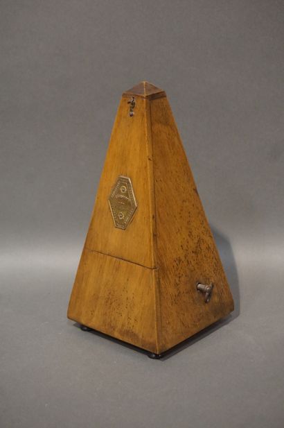 Maëlzel metronome. 22.5 cm