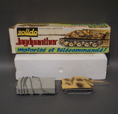 Solido toy: motorized and remote-controlled...