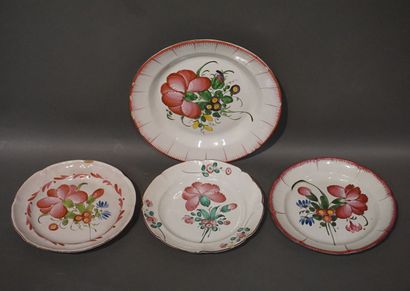Dish and three plates in Eastern earthenware...