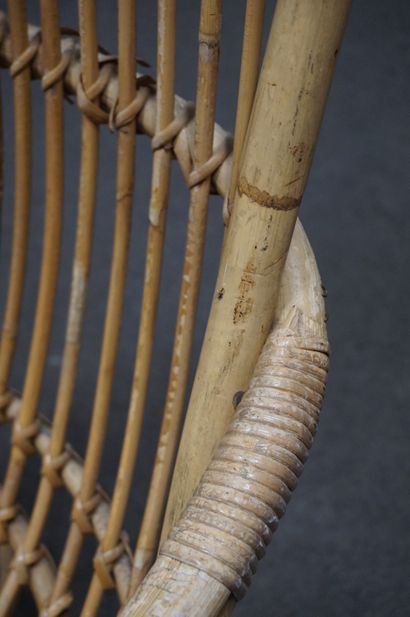 Rattan armchair (wear). 106x60x72 cm