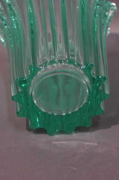 Avens green crystal vase. 22 cm
