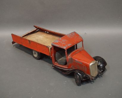 Citroën toy in red sheet metal: dump truck...