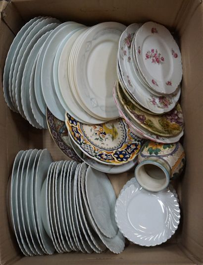 Manette de faïences et porcelaines, partie...