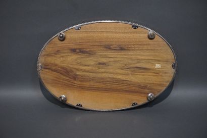 Mirror and silver-plated metal oval centerpiece...