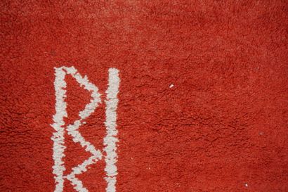 Red wool carpet (wear). 218x163 cm