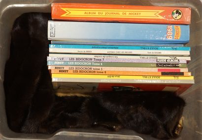 Manette de livres pour enfants, BD, toque...
