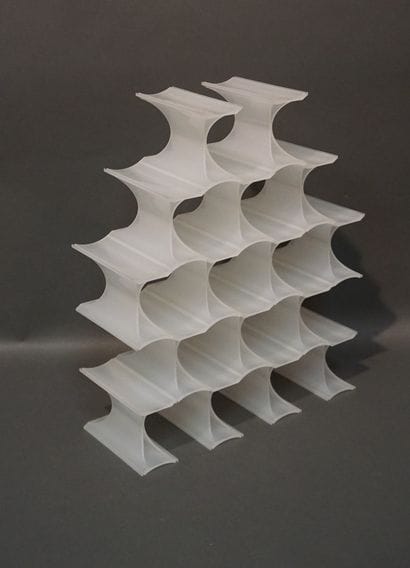 Casier à bouteilles en plastique blanc. 45,5x37x15...