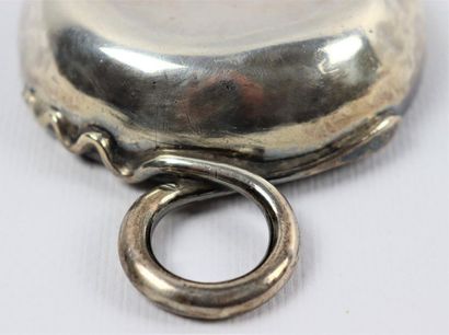 Tastevin en argent ancien.

D_7,5 cm L_10,2...