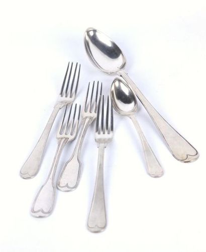 Lot de deux fourchettes et une cuillère à...