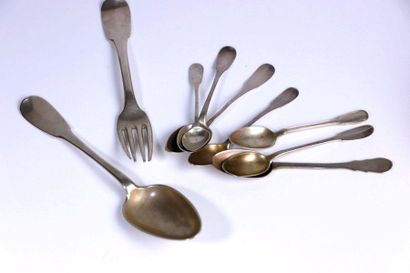 Ensemble en argent du XVIIIème siècle comprenant...