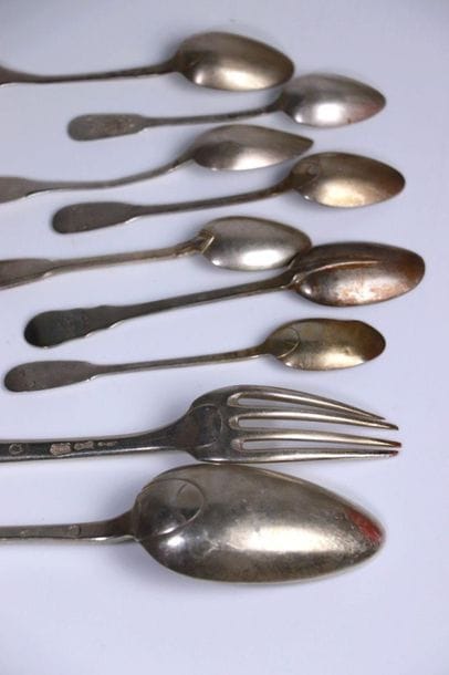 Ensemble en argent du XVIIIème siècle comprenant...
