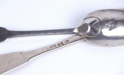 Cuillère de table en argent, modèle uniplat,...
