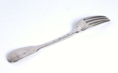 Fourchette de table en argent, modèle uniplat.

France,...