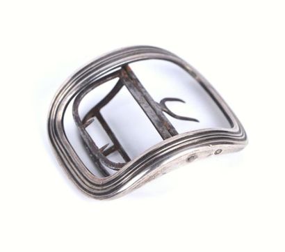Boucle de ceinture en argent et ardillon...