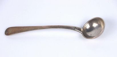 Pelle à moutarde en argent anciennement vermeillé,...