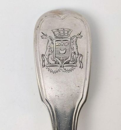 Lot de deux fourchettes et une cuillère de...