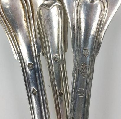 Lot de deux fourchettes et une cuillère de...