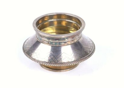 Présentoir à caviar en argent anciennement...
