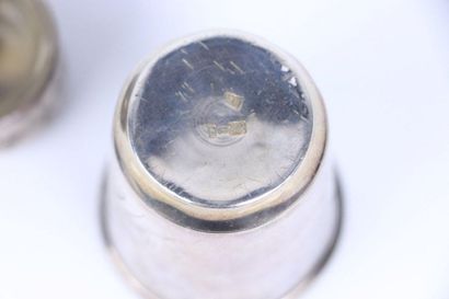 Timbale et saleron en argent, la timbale...