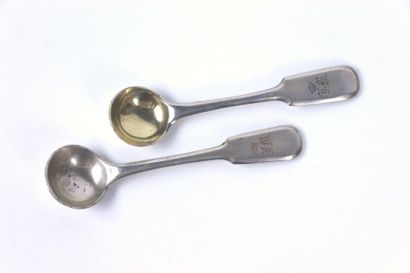 Paire de pelles à moutarde en argent, modèle...