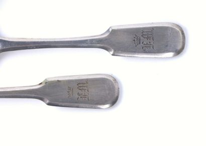 Paire de pelles à moutarde en argent, modèle...