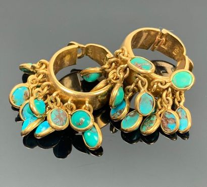Paire de clips d'oreilles en or jaune et...